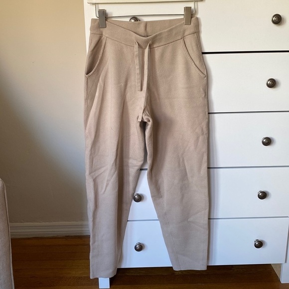 Banana Republic Sweater Jogger, Oatmeal, size XS - Picture 1 of 4